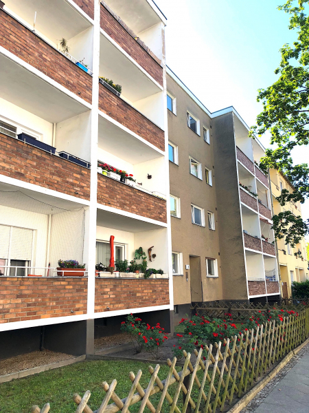 Mittelstraße 2, 13585 Berlin Außenansicht