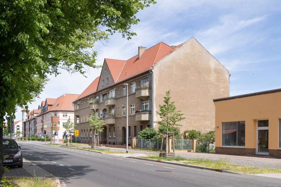 Fontanestraße 73, 75 Bild 2