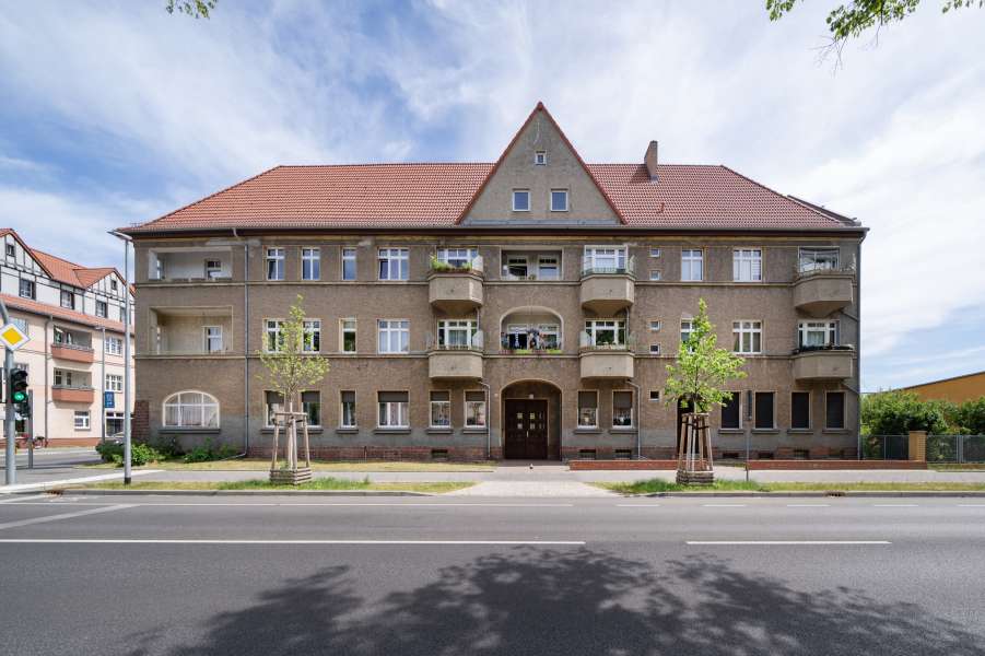 Fontanestraße 73, 75 Bild 1