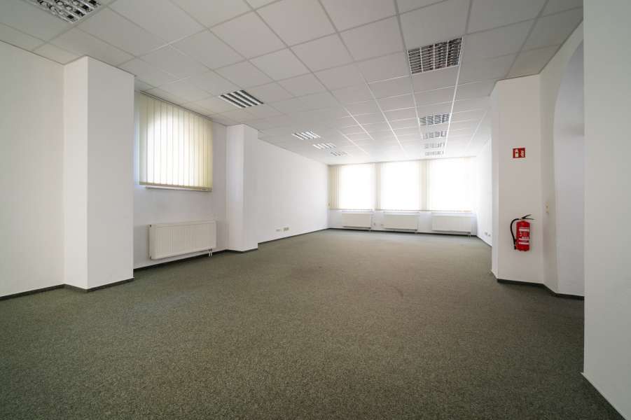 1290 qm Gewerbefläche top Lage direkt am Bahnhof Königs Wusterhausen Bild 2