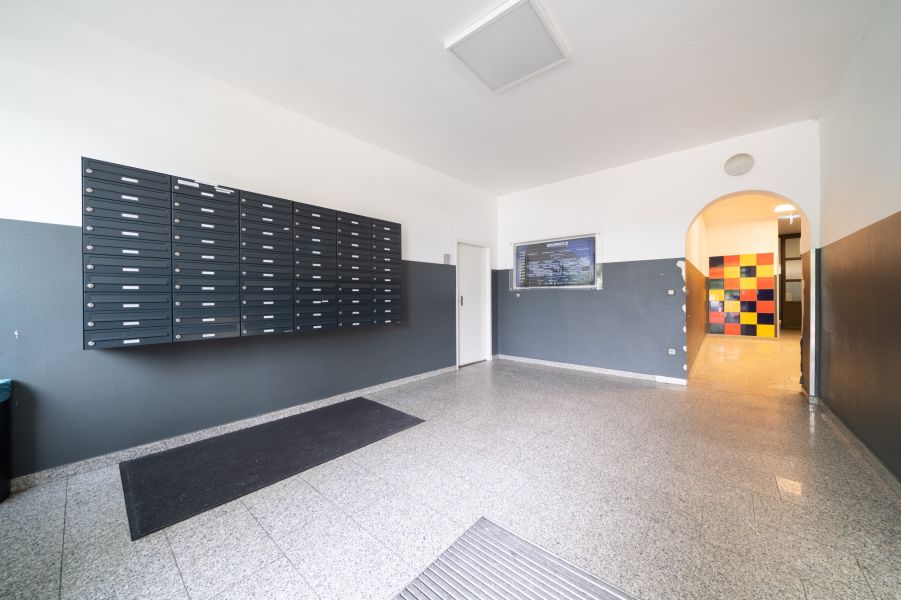 30 qm Bürofläche in Neukölln 9. OG zu vermieten: Perfekte Arbeitsumgebung für Ihr Business! Bild 4