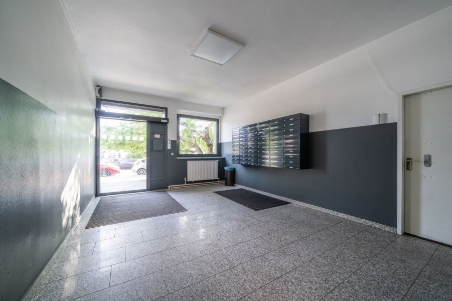 30 qm Bürofläche in Neukölln 9. OG zu vermieten: Perfekte Arbeitsumgebung für Ihr Business! Bild 3