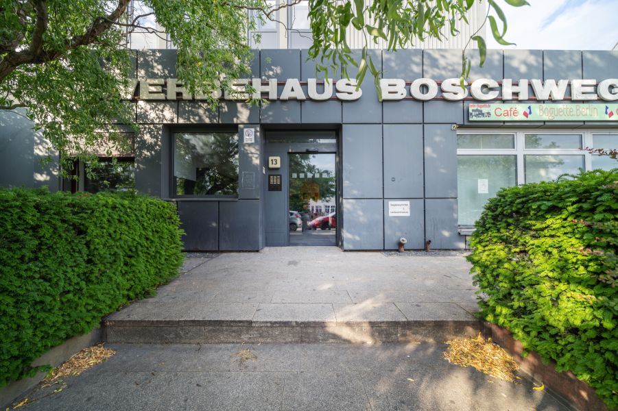 45 qm Bürofläche in Neukölln 6. OG Bild 1