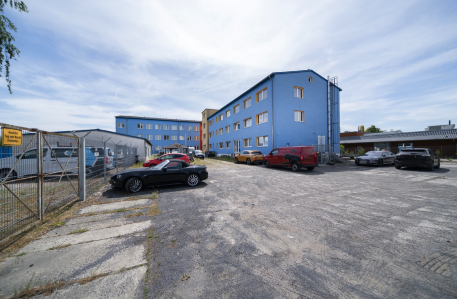 NEU* PKW-STELLPLÄTZE auf Privatgrundstück in Oranienburg zu vermieten!  Bild 2