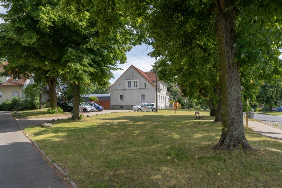 Dorfstraße 7 & 7a Bild 3