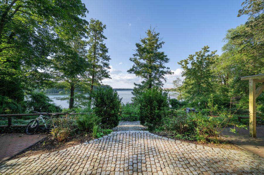 Weinbergstraße 6 Bild 1