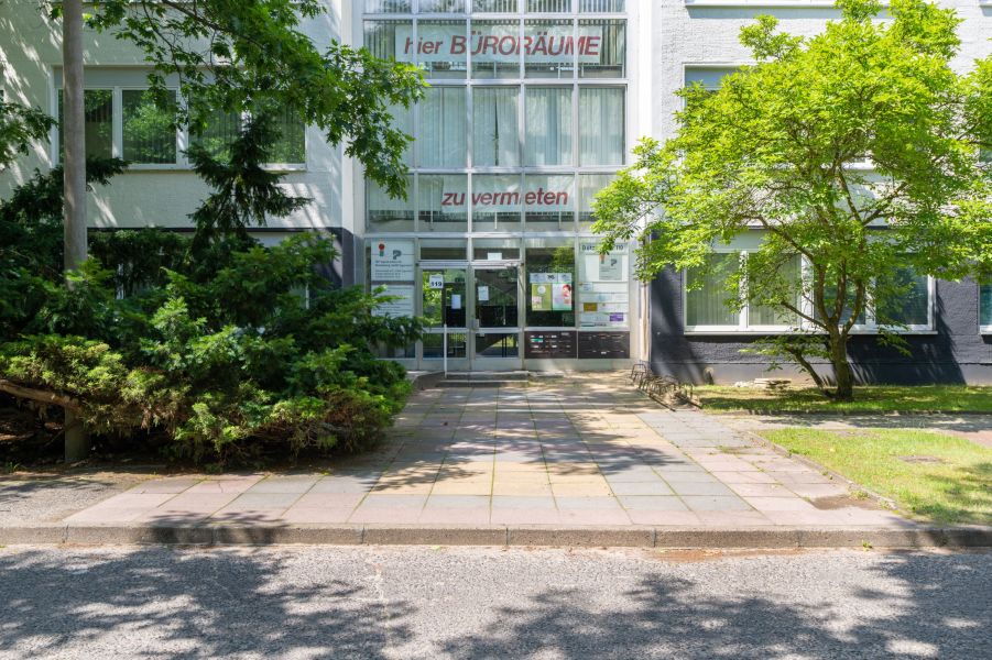 Gewerbeflächen 24 qm in Eggersdorf zu vermieten 5. OG Bild 1