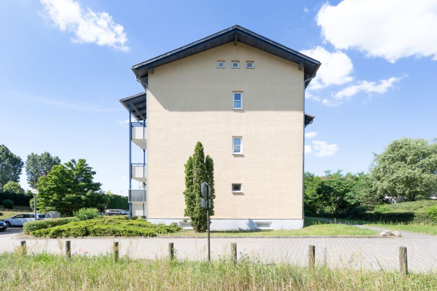 Schloßgutsiedlung 18a-c Bild 3