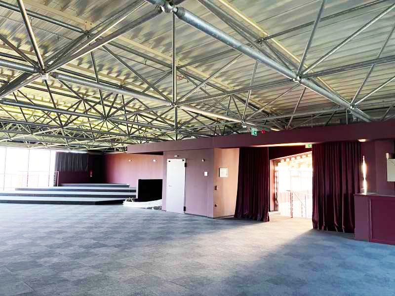 Große Gewerbefläche/veranstaltungsfläche direkt am Bahnhof Trebbin. Bild 5