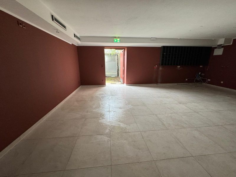 Große Gewerbefläche/veranstaltungsfläche direkt am Bahnhof Trebbin. Bild 2