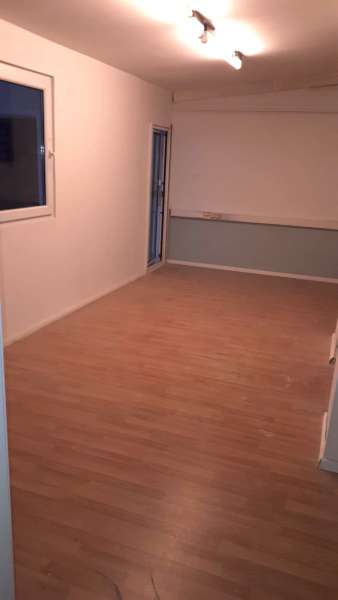 330m² ebenerdige Lagerfläche! Große Gewerbehalle in Neukölln zu vermieten Bild 5