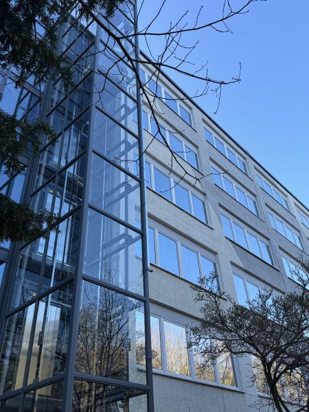 Gewerbeflächen 27 qm in Eggersdorf zu vermieten 2. OG Bild 0