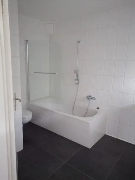 Attraktive 1 Zimmerwohnung mit großer separater Wohnküche und Terrasse Bild 5