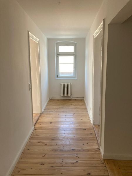 Einzigartig! Frisch sanierte 3 Zimmer Wohnung am S-Bahnhof Strausberg zu vermieten Bild 1