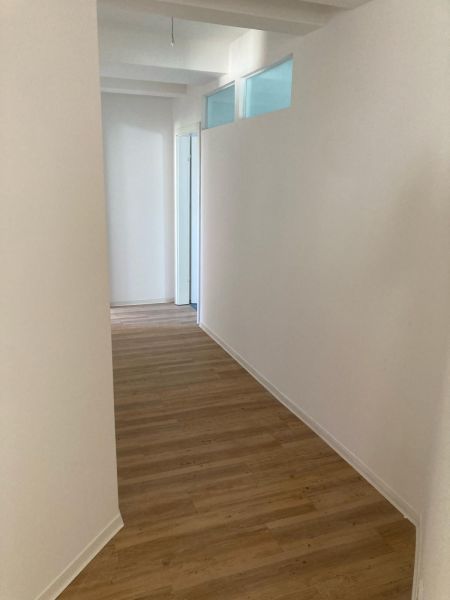 117,04 qm Frisch sanierte 4 Zimmer Wohnung in Strausberg zu vermieten Bild 3