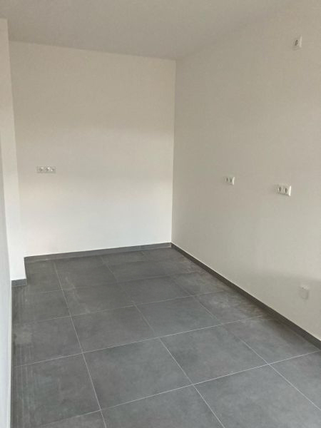 Einzigartig! Frisch sanierte 3 Zimmer Wohnung am S-Bahnhof Strausberg zu vermieten Bild 3