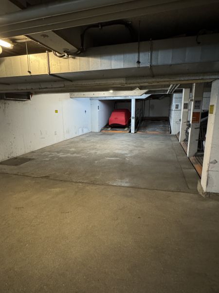 ** Tiefgaragen-Stellplatz unweit des S-Bhf Lichtenberg ** Bild 6