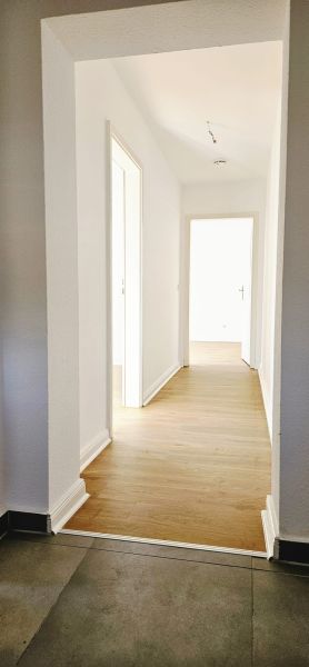 130 qm Remise in Neuenhagen mir großem Wintergarten Bild 3