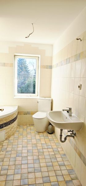 130 qm Remise in Neuenhagen mir großem Wintergarten Bild 5