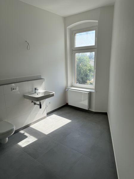 Frisch sanierte 4 Zimmerwohnung im 2. OG  in Oranienburg zu vermieten Bild 5