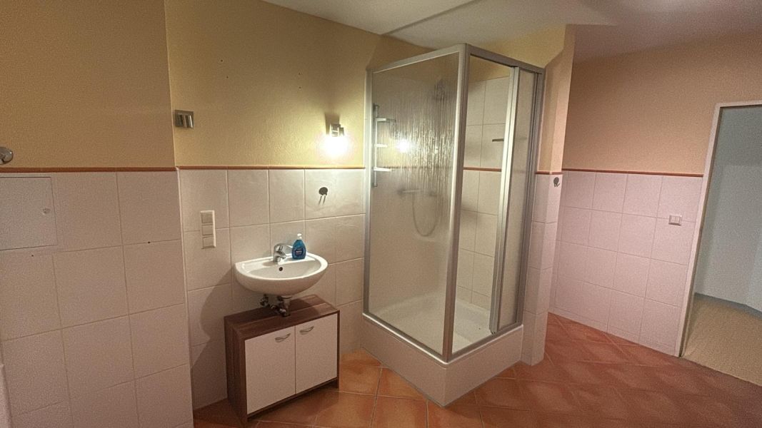 Gewerbefläche mit eigenem Bad in Ahrensfelde zu vermieten! Bild 3