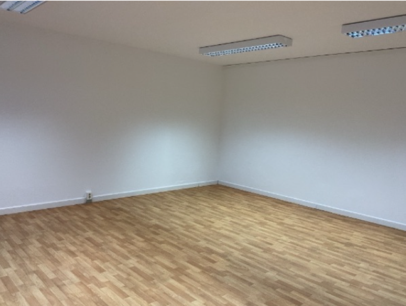 34,22 qm Bürofläche direkt in Ahrensfelde Bild 1