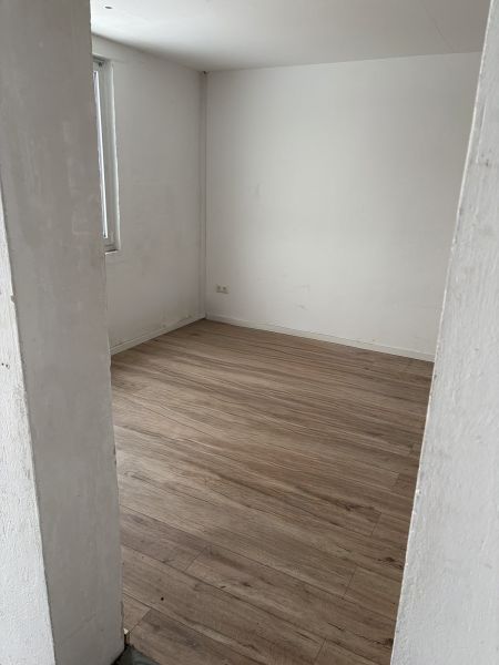 Büroraum im EG mit separatem Zugang Bild 1