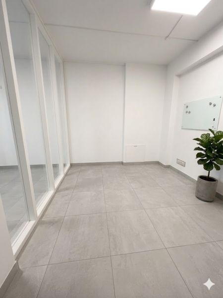 120 m² Gewerbefläche mit Schaufenster ** Frankfurter Allee / Bahnhof Lichtenberg Bild 1