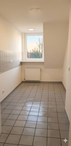 Schöne, helle 2-Raumwohnung im Dachgeschoss - Foto 4
