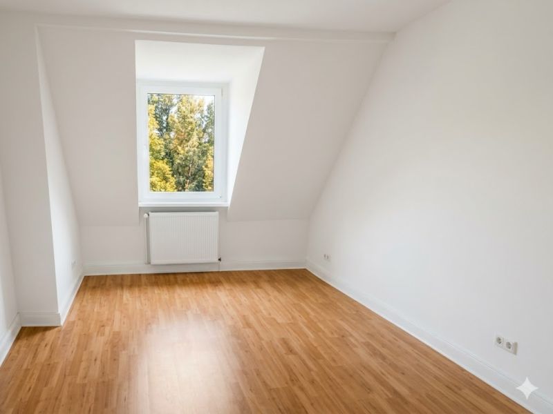 Schöne, helle 2-Raumwohnung im Dachgeschoss - Foto 3