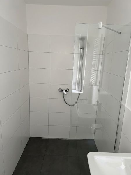 Wohnen am Stienitzsee, stilvoll saniert 75,85 qm 3 Zimmer mit 21 qm Terrasse und 20 qm Garten - Photo 1