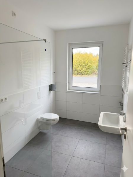 Wohnen am Stienitzsee, hochwertig saniert 67,93 qm 2 Zimmer mit 17,42 qmTerrasse und 40 qm Garten - Photo 2