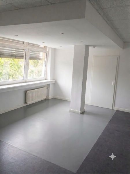 Büro oder Praxis Fußläufig zum Bahnhof Lichtenberg Bild 1