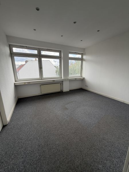 Büro oder Praxis fußläufig zum Bahnhof Lichtenberg Bild 3