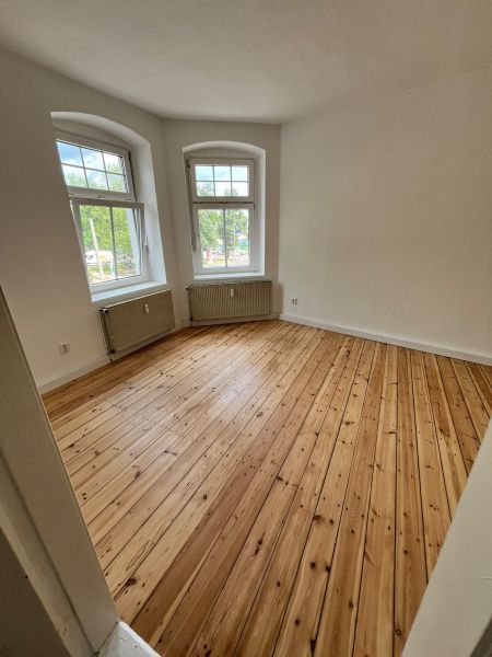 Großzügiges Wohnglück auf 102 m²: Ihr neues Raumwunder in Eberswalde Bild 1
