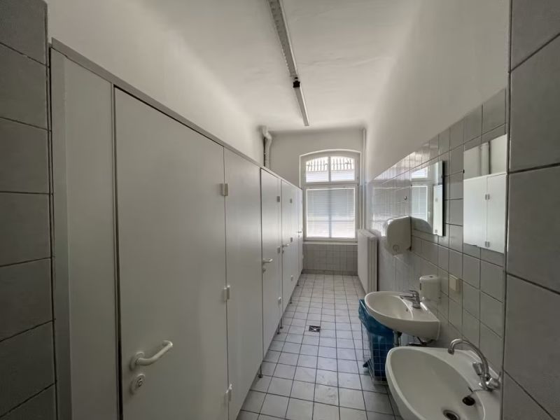 Büroetage mit 257 qm in denkmalgeschützter Stadtvilla, Bahnhof KW Bild 4