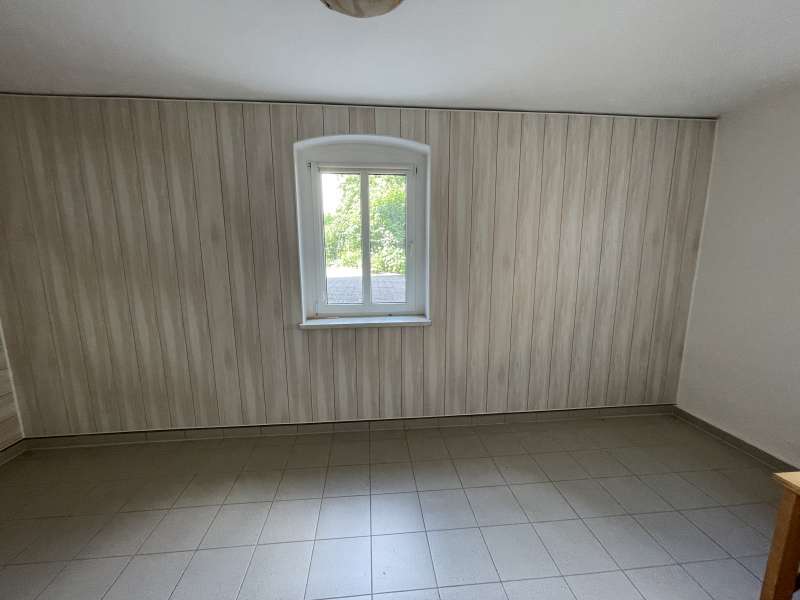 62,65 qm Gewerbeeinheit mit 3 Räumen Bild 2