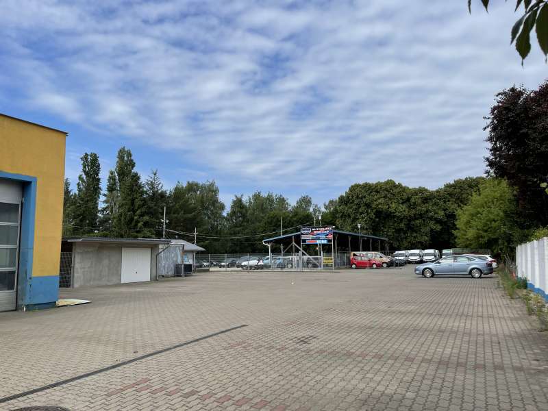 privater PKW Stellplatz in Oranienburg zu vermieten Bild 0