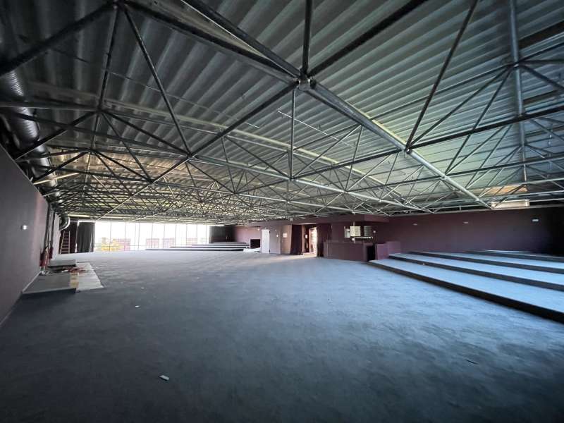 Große Gewerbefläche/veranstaltungsfläche direkt am Bahnhof Trebbin. Bild 4